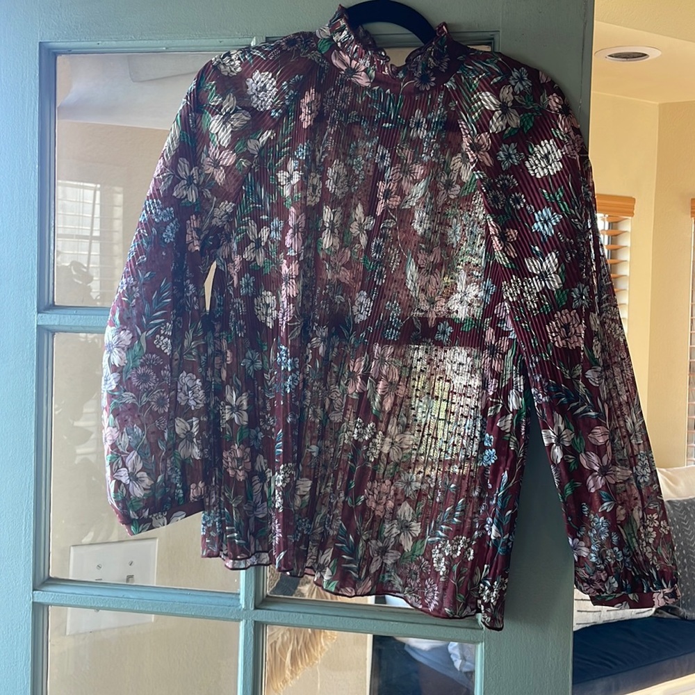 Topshop blouse long sleeve sheer size 4